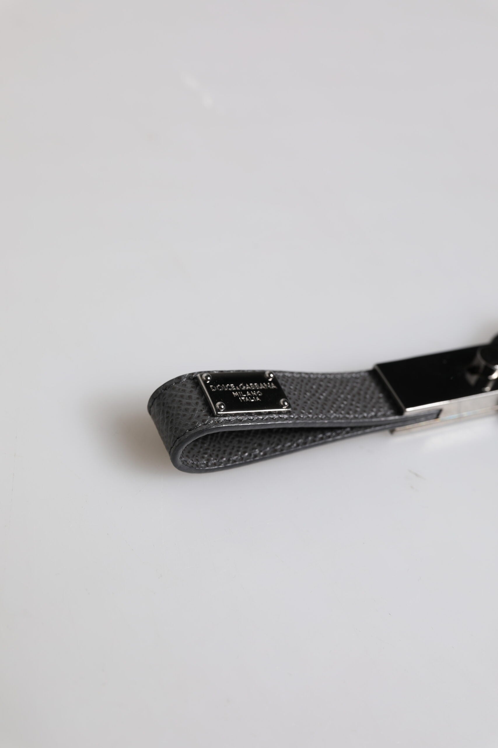 Brown Leather DG Plaque Double Keyring Holder Keychain