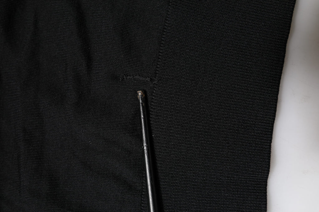 Black Long Sleeve Crew Neck Pullover Sweater