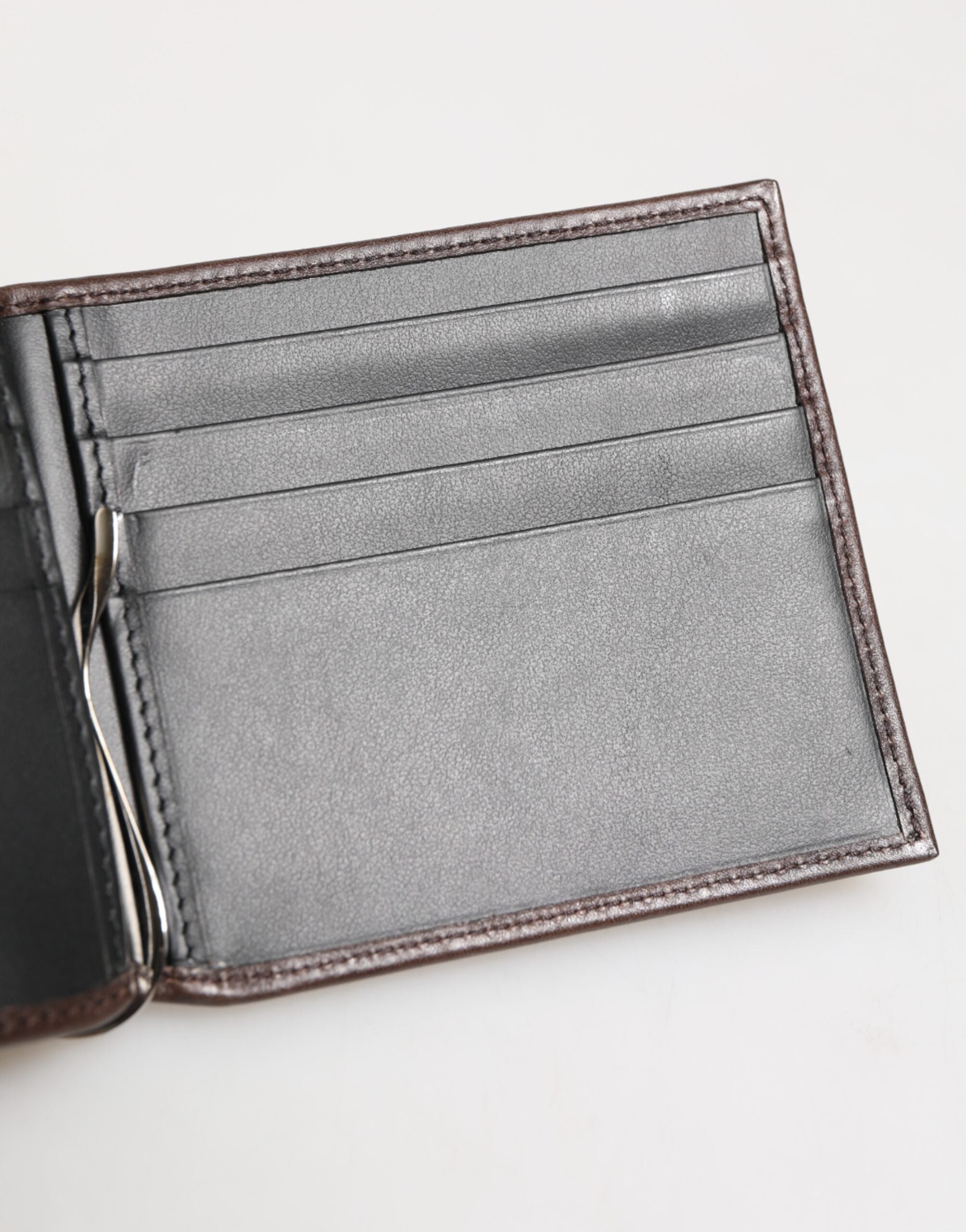 Brown Leather DG Logo Engrave Bifold Card Holder Wallet