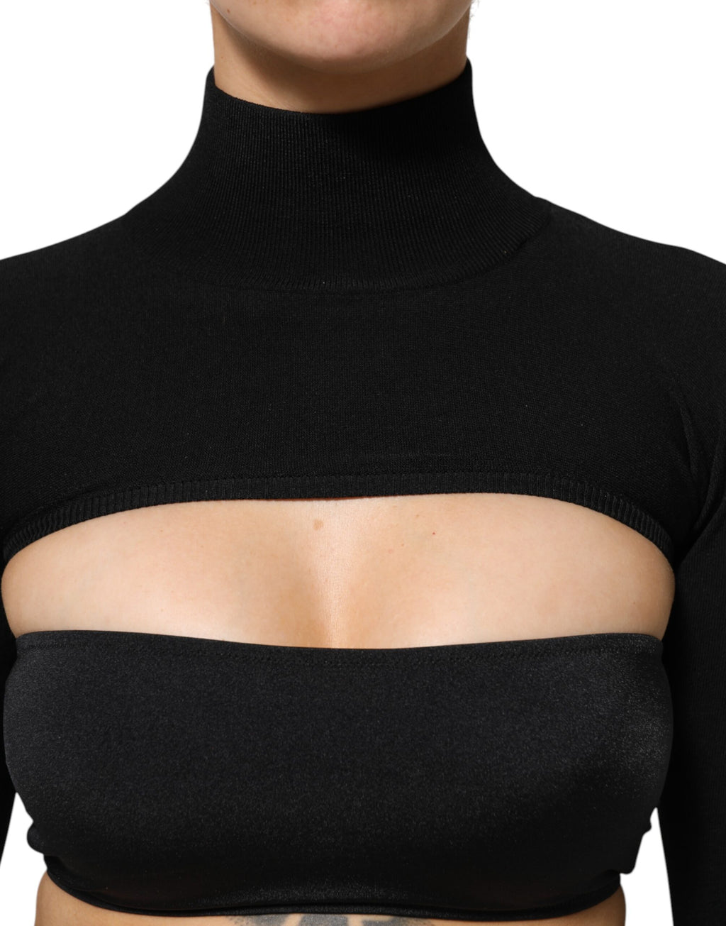 Black Viscose Turtle Neck Crop Pullover Top